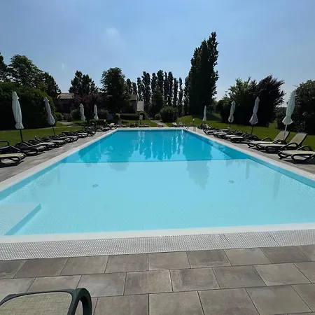 Blu Garda Holidays Holiday home *